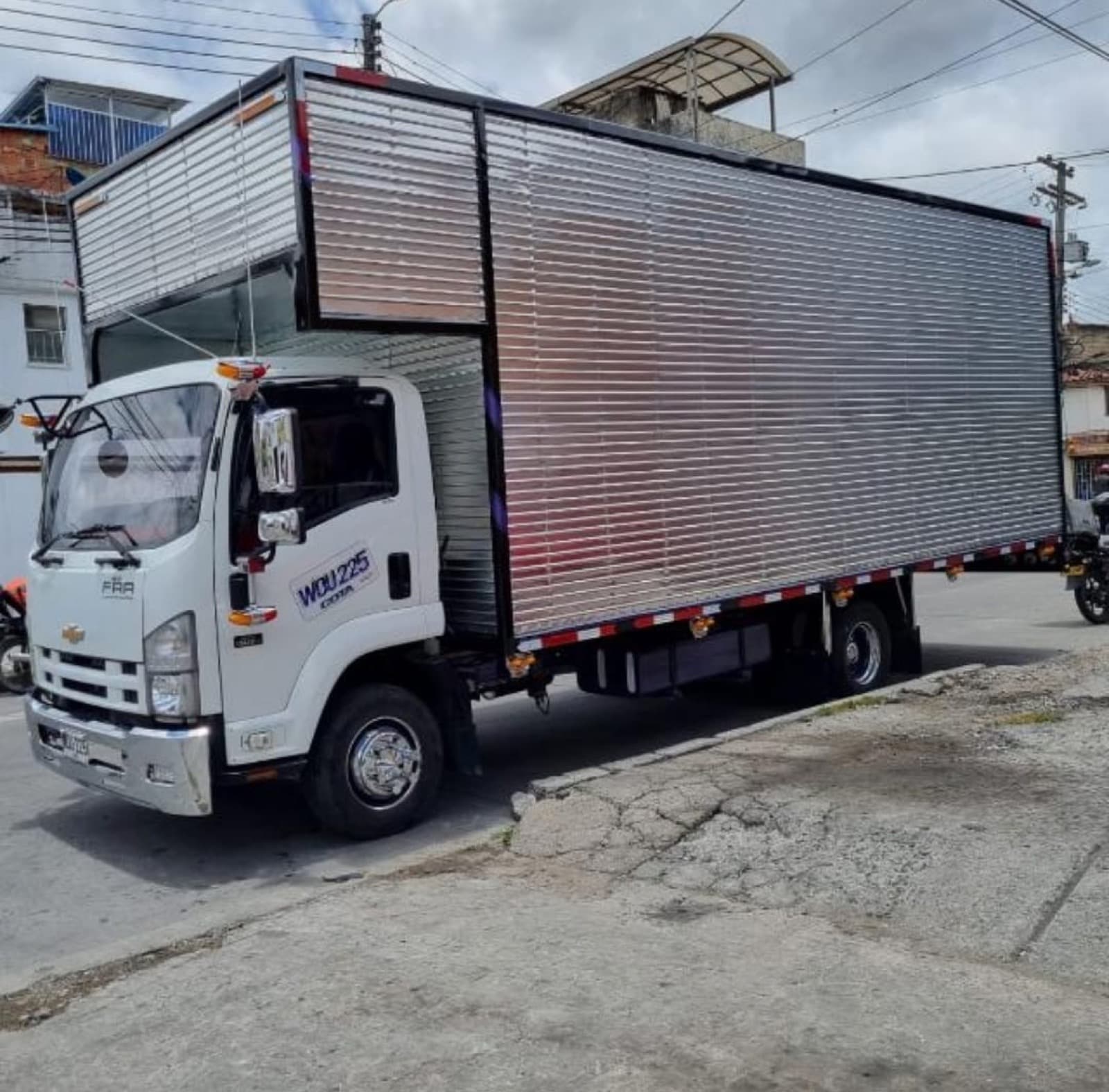 Camión de mudanzas en Bogotá